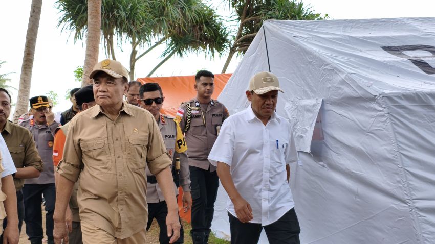 Wagub Aceh Dampingi Menko Polkam Tinjau Pembangunan Huntap dan Fasilitas Ibadah Pascabanjir, Target Rampung Sebelum Ramadan