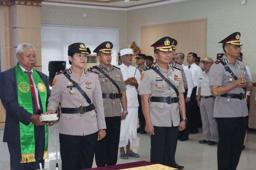 Pelantikan Wakapolres dan Kapolsek Sukawati, Polres Gianyar Tegaskan Disiplin dan Loyalitas