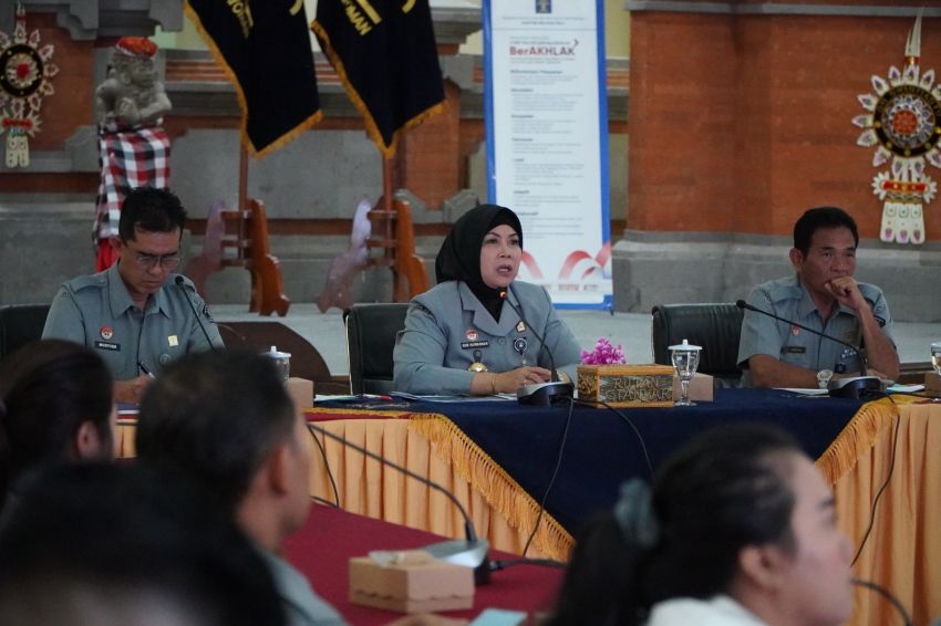 Kakanwil Kemenkum Bali Tekankan Evaluasi Kinerja Berbasis Kualitas, Bukan Sekadar Angka