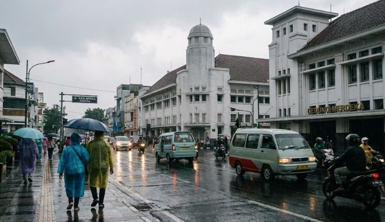 Hujan Ringan Berpotensi Guyur Hampir Seluruh Wilayah Jawa Barat Hari Ini