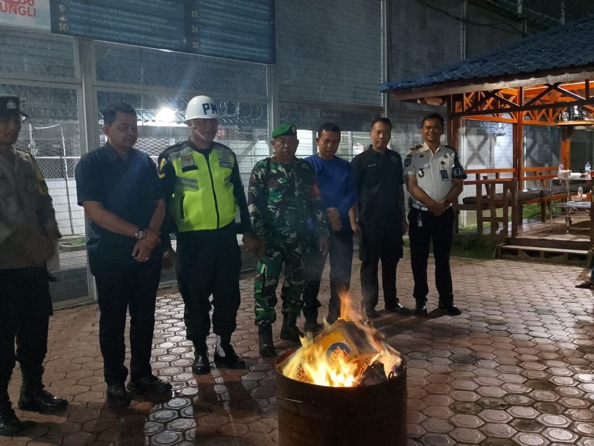Lapas Kelas IIA Binjai Gelar Razia Gabungan, Pastikan Lingkungan Bebas Handphone Ilegal, Narkoba, dan Pungutan Liar