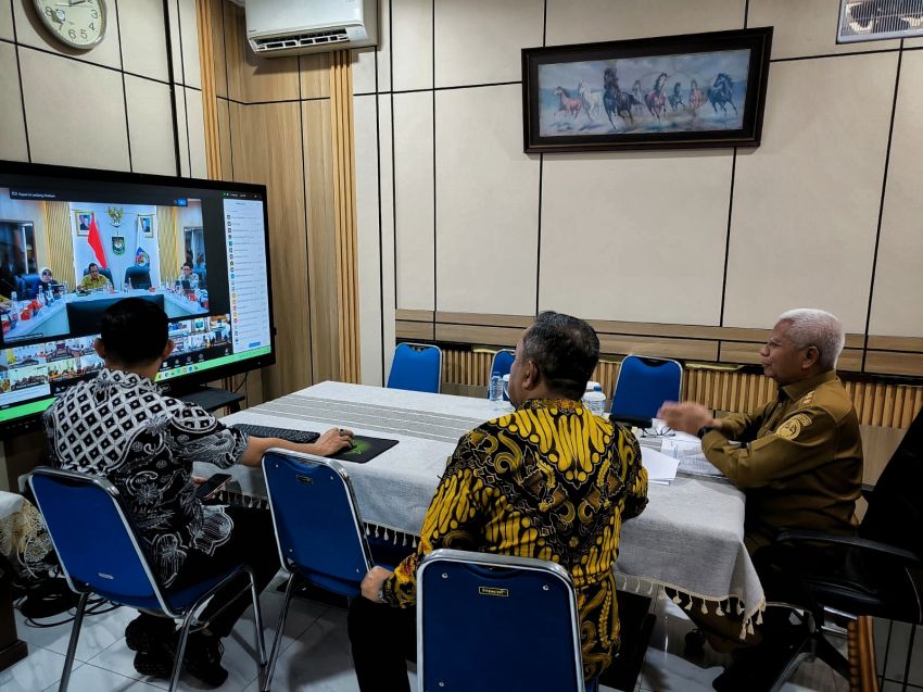 Wagub Sumut Pimpin Rapat Perubahan Perda Pajak dan Retribusi untuk Tingkatkan PAD dan Layanan Publik