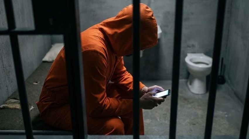 DPR Dukung Pemindahan Napi Korupsi ke Nusakambangan Usai Terbukti Gunakan HP di Lapas Medan