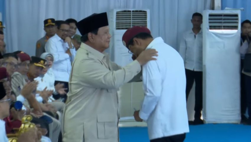 Saifullah Yusuf Menitikkan Air Mata Saat Peresmian Sekolah Rakyat di Banjarbaru: &ldquo;Ini Sejarah untuk Anak Bangsa&rdquo;