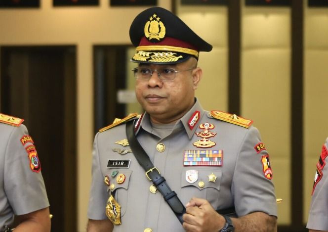 Dari Ajudan Jokowi ke Kadiv Humas Polri, Ini Profil Johnny Eddizon Isir