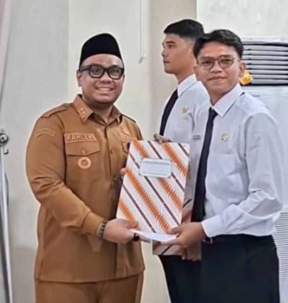 67 Guru PPPK Padangsidimpuan Resmi Terima SK Pengangkatan, Wali Kota Minta Jaga Profesionalisme dan Loyalitas