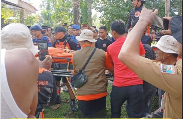 Tiga Hari Pencarian, Jasad Wisatawan Tenggelam di Pantai Mandiri Akhirnya Ditemukan