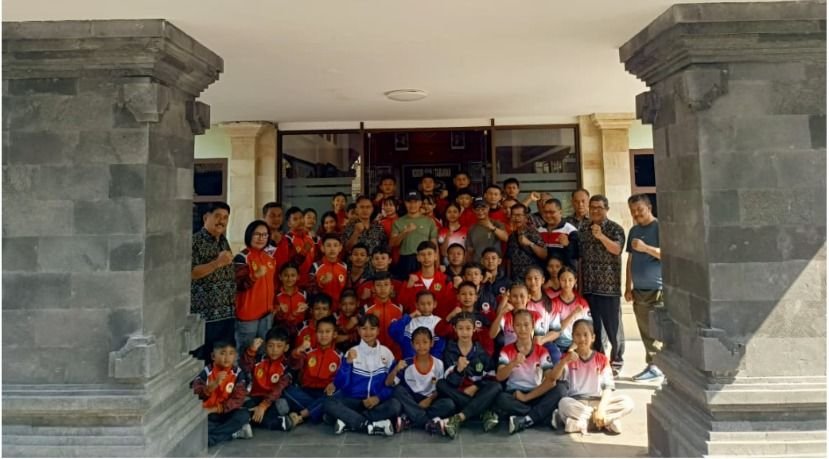 Atlet Karate INKAI Tabanan Siap Berlaga, Dandim Trijuang Danarjati Beri Dukungan Penuh