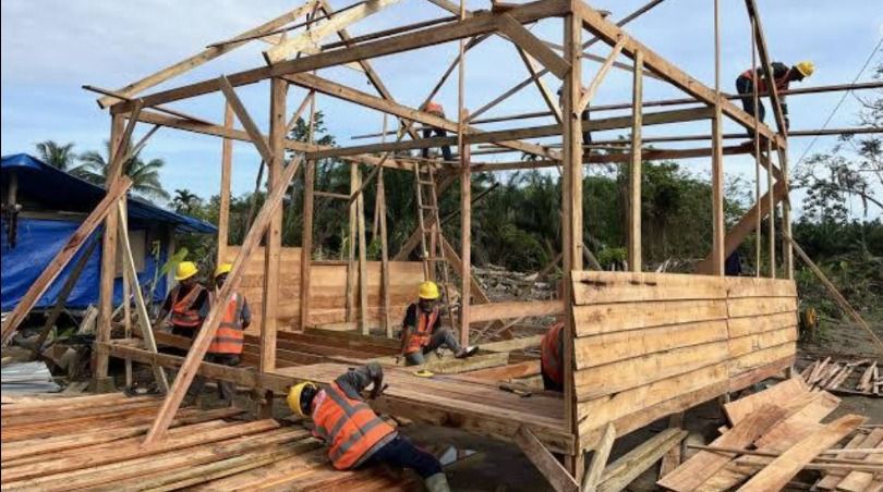 UGM Bangun 100 Huntara di Aceh Utara: Warga Terlibat Langsung dalam Proses Konstruksi