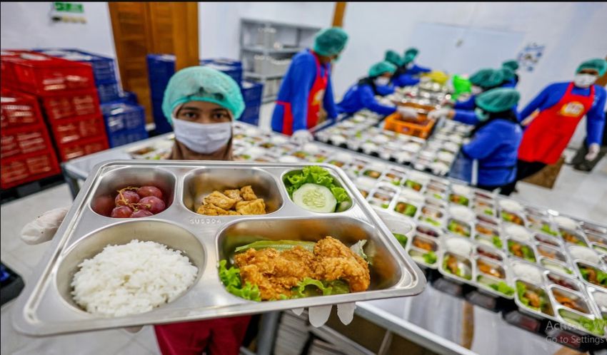 Gugatan Anggaran Rp335 Triliun MBG ke Mahkamah Konstitusi, Pemohon Klaim Dana Pendidikan Terpangkas Sepertiga