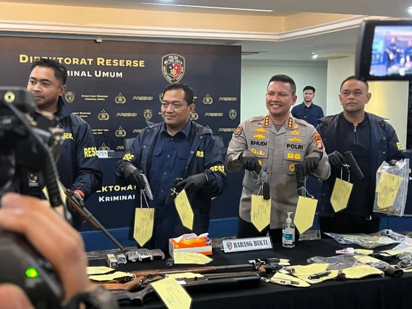 Polda Metro Jaya Bongkar Sindikat Perakitan Senjata Api Ilegal, Pastikan TNI-Polri Tak Terlibat