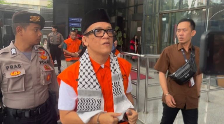 Eks Wamenaker Noel Siap Hadapi Dakwaan, Sebut Partai dan Ormas Terlibat