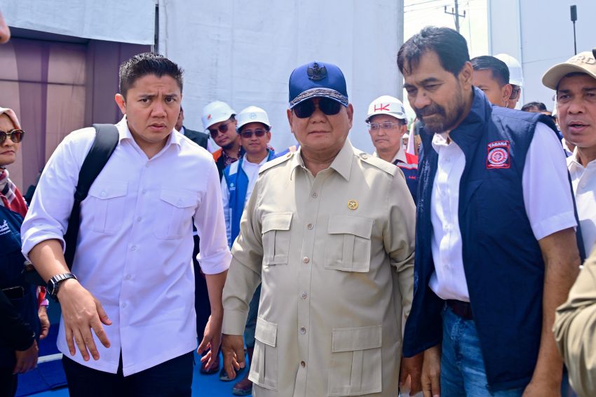 Prabowo Datangi Aceh Tamiang, Pastikan Huntara Layak bagi Korban Banjir