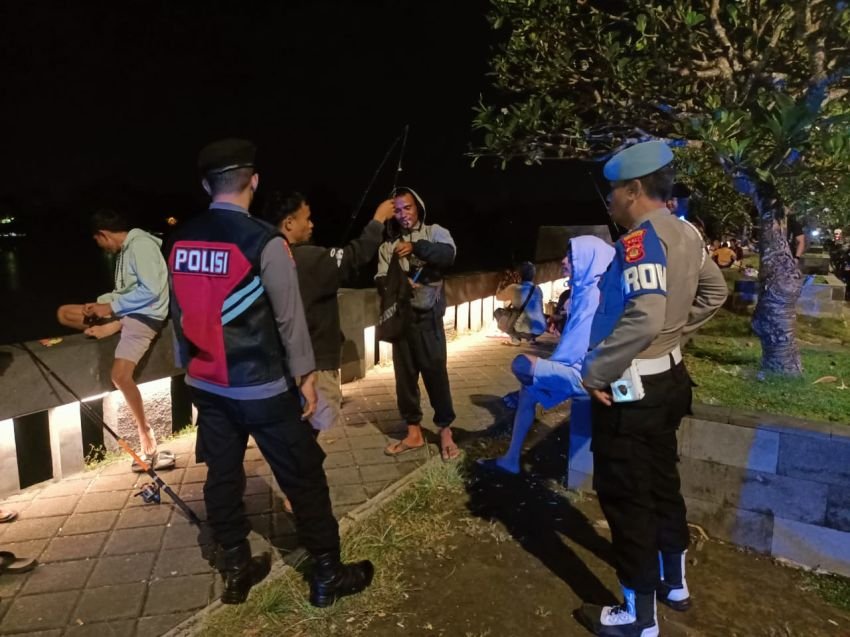 Patroli Malam Minggu, Polsek Denpasar Selatan Pastikan Kamtibmas Aman dan Kondusif