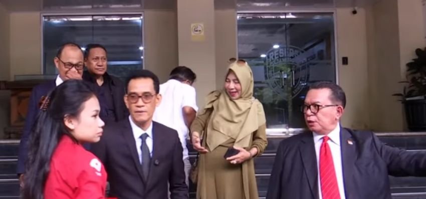 Babak Baru Kasus Ijazah Jokowi, Roy Suryo Cs Hadirkan Eks Wakapolri