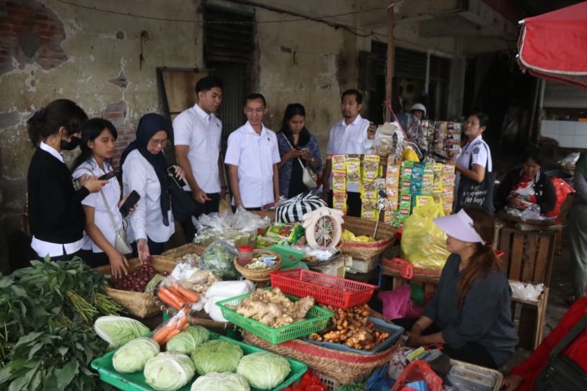 Satgas Saber Pangan Polda Bali Sidak Pasar, Pastikan Stok dan Harga Aman Selama Ramadan