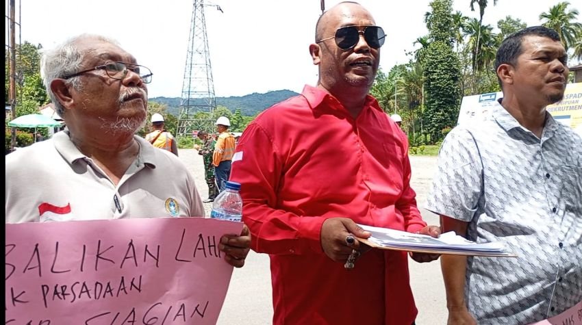 Larangan Ambil Foto di Luar Areal Tambang PT AR Picu Protes Wartawan, Apakah Kebebasan Pers Tercekik?