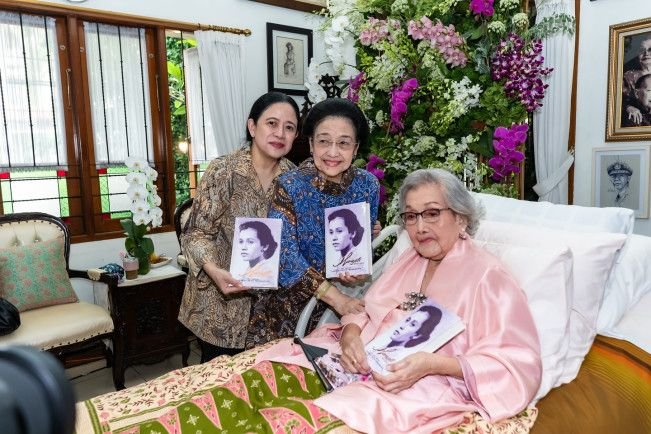 Meriyati Hoegeng Wafat di Usia 100 Tahun, Istri Kapolri Legendaris Hoegeng yang Setia Mendampingi dan Menginspirasi