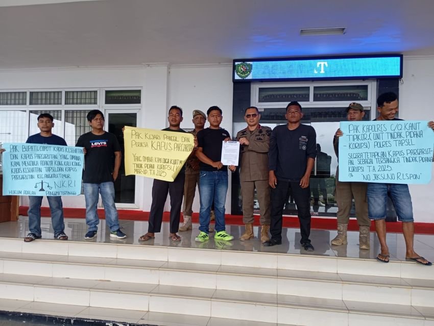 GEMPUR Desak Bupati Tapsel Copot Kadinkes dan Kapus Pargarutan Terkait Dugaan Mark-Up Anggaran