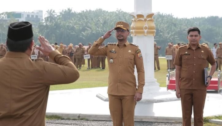 Bupati Labuhanbatu Selatan Tekankan Makna Strategis Apel Gabungan dan Penguatan Koperasi Merah Putih