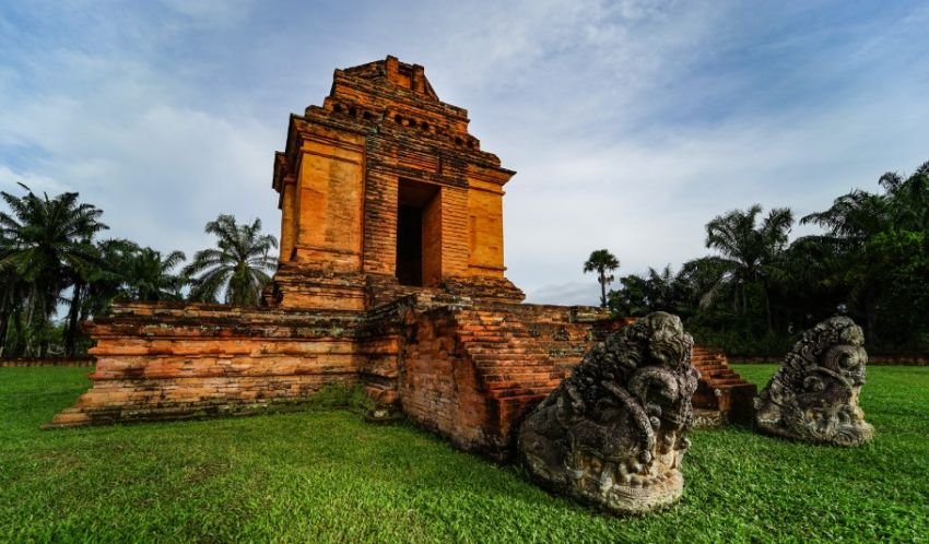 Menguak &lsquo;Candi Sawit&rsquo;: Jejak Kejayaan Kerajaan Pannai Abad ke-11 di Tengah Perkebunan Sumatera Utara