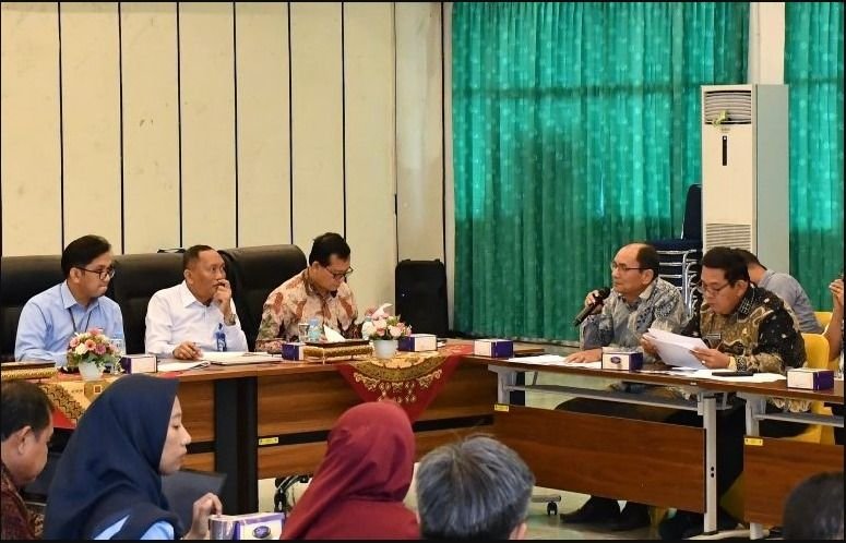 Pemkab Samosir Dorong Perumda Tirtanadi Perbaiki Kualitas Air Bersih di Tengah Pertumbuhan Pariwisata Danau Toba