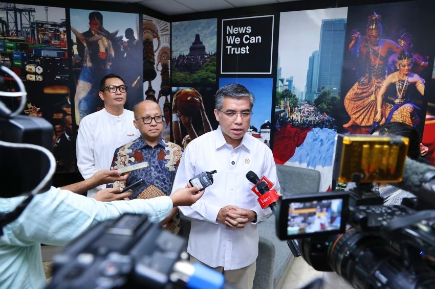 Menaker Yassierli Minta Mitra Magang Fasilitasi Uji Kompetensi, Peserta Ditargetkan Kantongi Dua Sertifikat