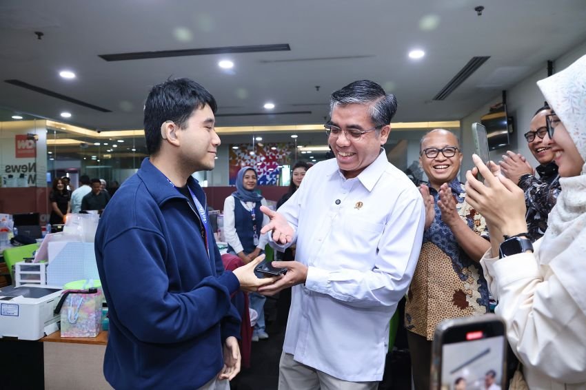 Menaker Yassierli Tekankan Pentingnya Sertifikat Kompetensi bagi Peserta Magang Nasional 2025