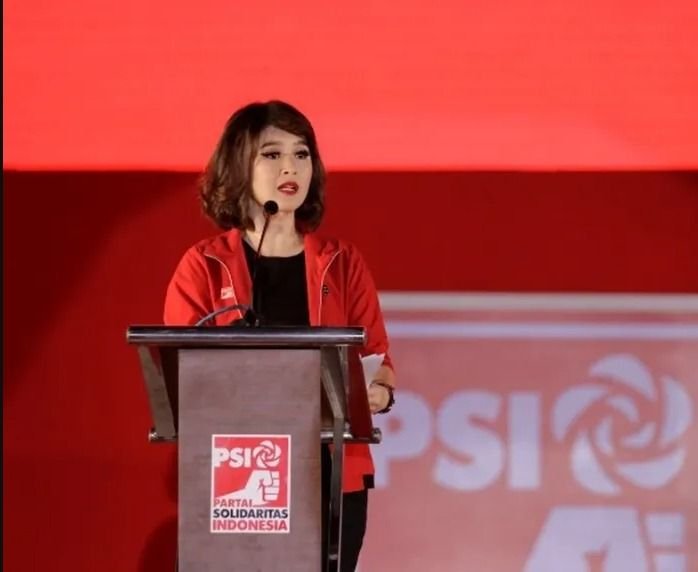 &lsquo;Tembok Ratapan Solo&rsquo; di Google Maps Jadi Viral, Grace Natalie Soroti Kreativitas Netizen