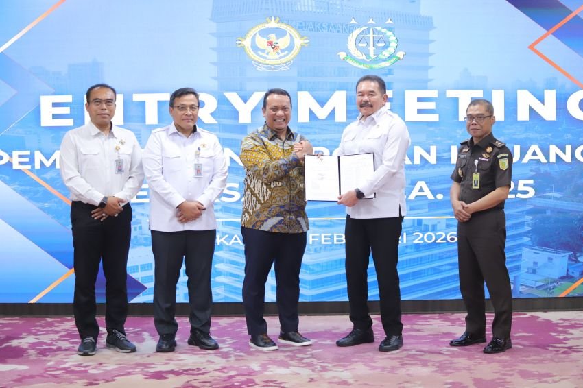 Jaksa Agung ST Burhanuddin Buka Entry Meeting Pemeriksaan Laporan Keuangan Kejaksaan 2025, Fokus Tekan Potensi Kebocoran APBN
