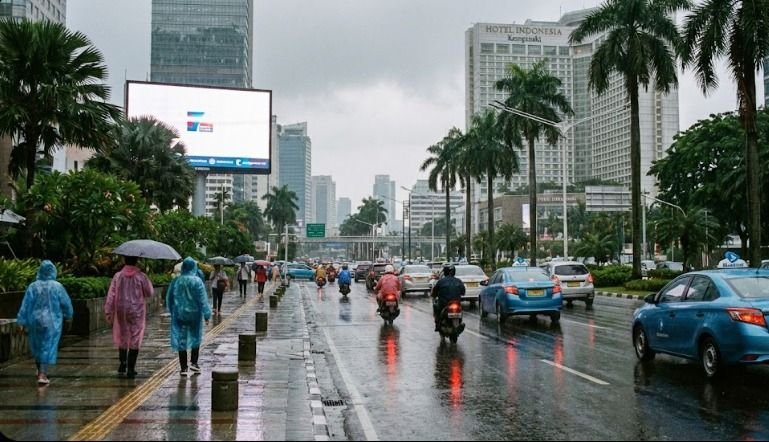 Hujan Ringan Guyur Sebagian Besar Wilayah Jakarta Hari Ini