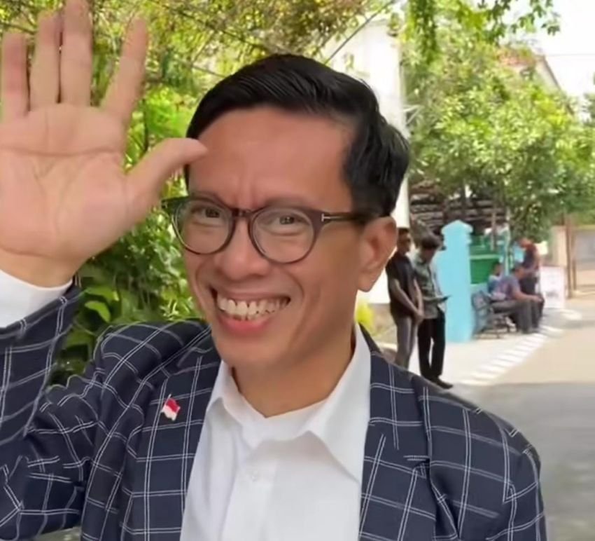 Ketum Jokowi Mania Tantang Ketum Parpol: &ldquo;Malulah Jadi Cawapres, Tarung Saja di Posisi Presiden&rdquo;