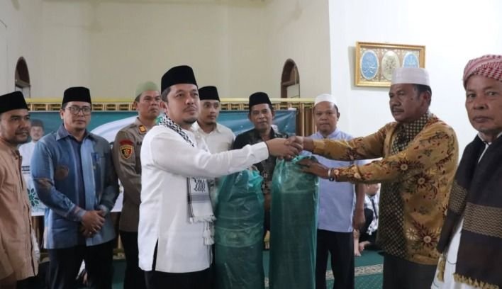 Bupati Padang Lawas Utara Gelar Safari Ramadan, Prioritaskan Jalan Poros dan Solidaritas Sosial
