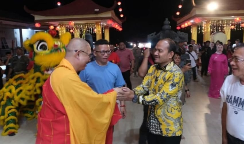 Imlek 2577, Wali Kota Tanjungbalai Mahyaruddin Salim Kunjungi Vihara Tri Ratna: Selamat Merayakan Tahun Baru