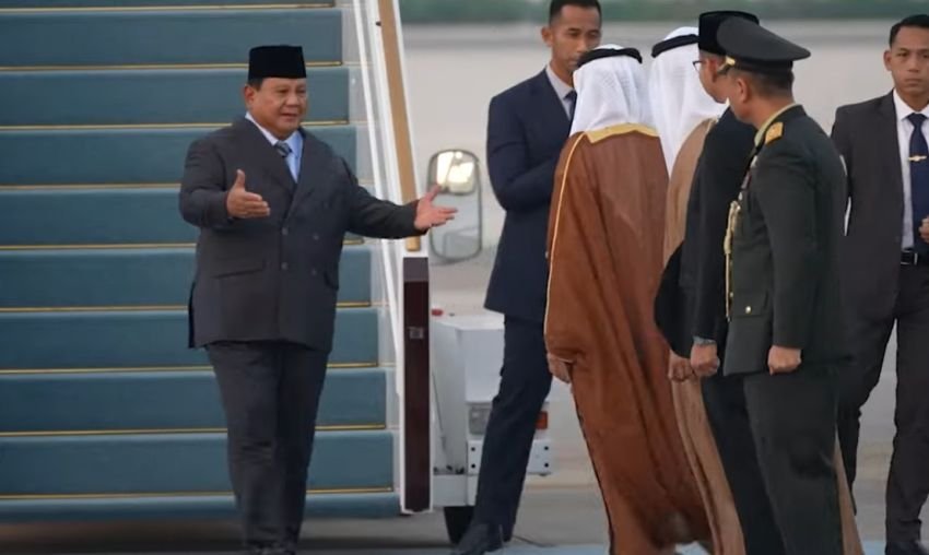 Presiden Prabowo Lanjutkan Lawatan ke UEA, Bertemu MBZ Perkuat Kemitraan Strategis