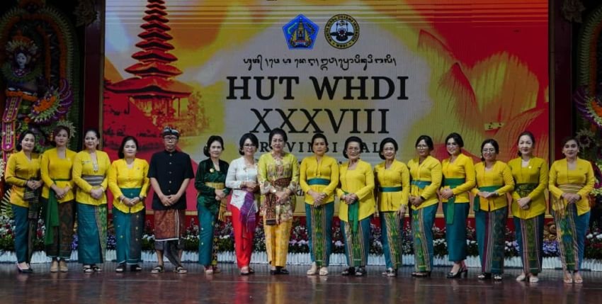 HUT ke-38 WHDI Bali, Gubernur Wayan Koster Titipkan 3 Strategi Penting untuk Perkuat Budaya dan Perempuan Bali