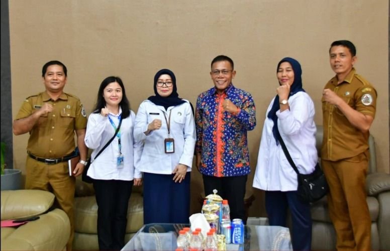 Bupati Tapteng Ajak RRI Sibolga Bersinergi Perangi Hoax dan Perkuat Informasi Publik