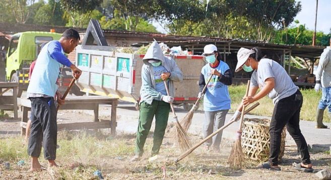 Dorong Gerakan ASRI, Pemkab Karo Gelar Gotong Royong dan Sambang Warga di Dolat Rayat