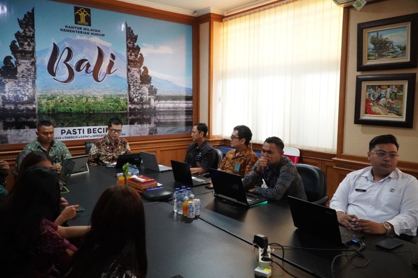 Kanwil Kemenkum Bali Harmonisasi Enam Ranperbup Strategis Klungkung, Perkuat Kepastian Hukum
