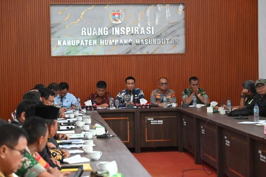 Konflik Tanah Adat PLTA Pakkat: Bupati Humbahas Turun Tangan, Pastikan Hukum dan Investasi Tetap Terjaga