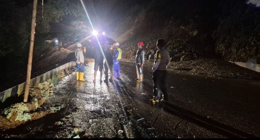 Longsor dan Banjir Terjang Tapanuli Tengah, Jalur Sibolga-Tarutung Kini Bisa Dilalui Kembali