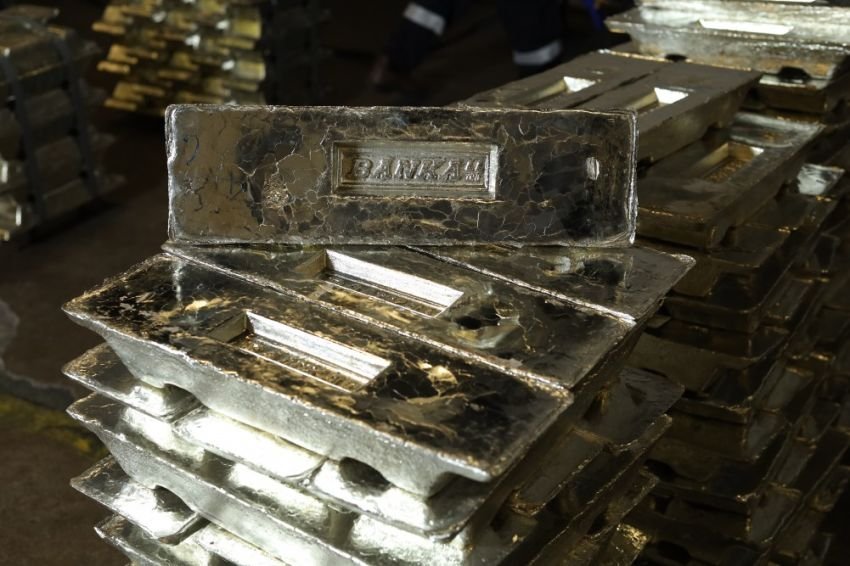 Larangan Ekspor Meluas? Usai Nikel, Bahlil Sinyalkan Timah Jadi Target Berikutnya