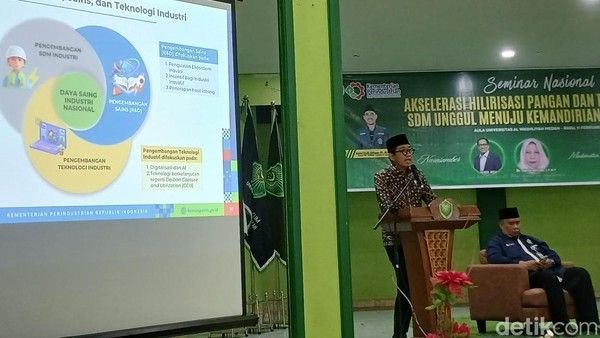 Wamenperin Faisol Riza Ingatkan Mahasiswa Medan: SDM Unggul Kunci Kesuksesan Industri Nasional