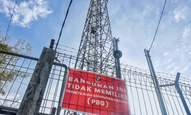 Tindak Lanjut Arahan Presiden dalam Gerakan ASRI, Bupati Deli Serdang Bongkar Menara PT Tower Bersama Tanpa Izin PBG