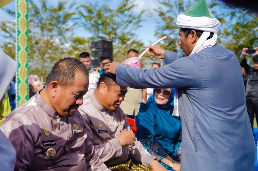 Mandi Balimau dan Kenduri Mogang, Bupati Baharuddin Komitmen Lestarikan Budaya Melayu