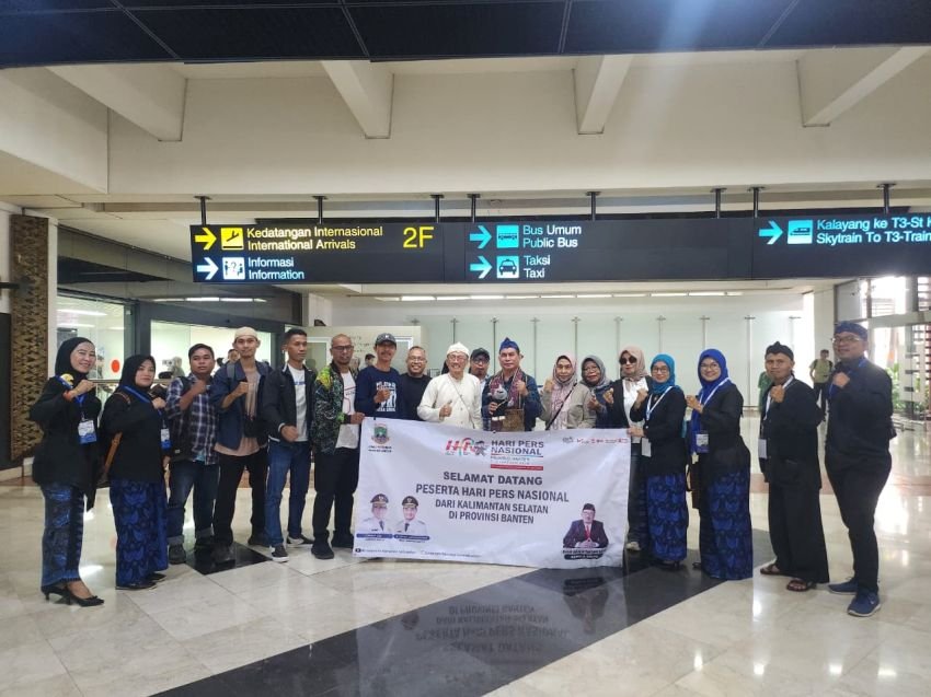 Ribuan Wartawan dari Seluruh Indonesia Padati Serang, HPN 2026 Resmi Digelar Bersama Presiden Prabowo