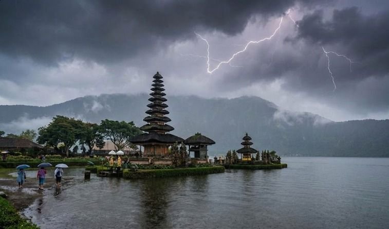 Hujan Dominasi Bali, Sejumlah Wilayah Berpotensi Disertai Petir