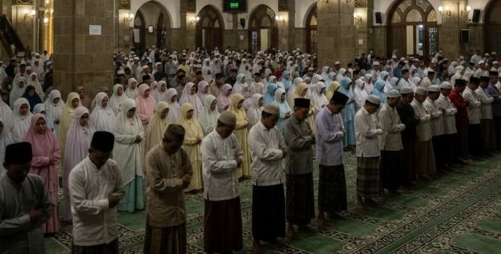 7 Amalan Puasa Ramadhan yang Dianjurkan Rasulullah SAW, Pahala Berlipat Ganda!