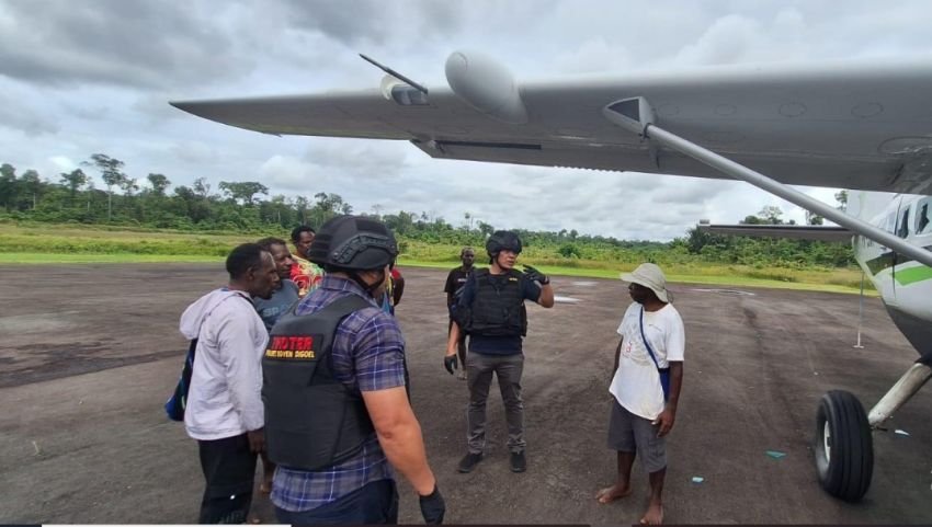Polisi Tangkap Empat Terduga Pelaku Penembakan Pesawat Smart Air di Papua, Aparat Terus Kejar Kelompok Bersenjata Lainnya