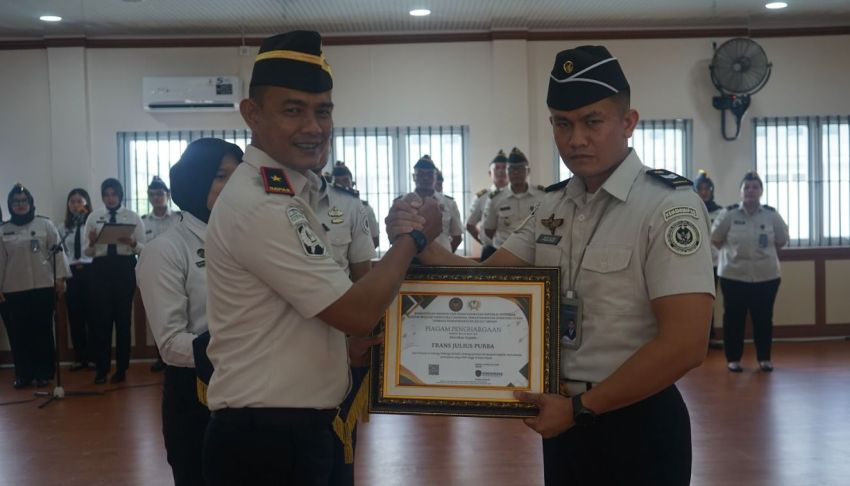 Pegawai Lapas Kelas I Medan Raih Penghargaan Usai Sabet Prestasi Kick Boxing